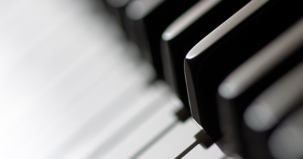 close up van pianotoetsen